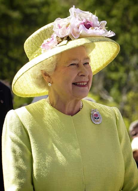 Queen Elizabeth ll image Queen Elizabeth ll smiling image